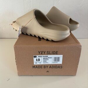 Adidas Yeezy Slide in Pure